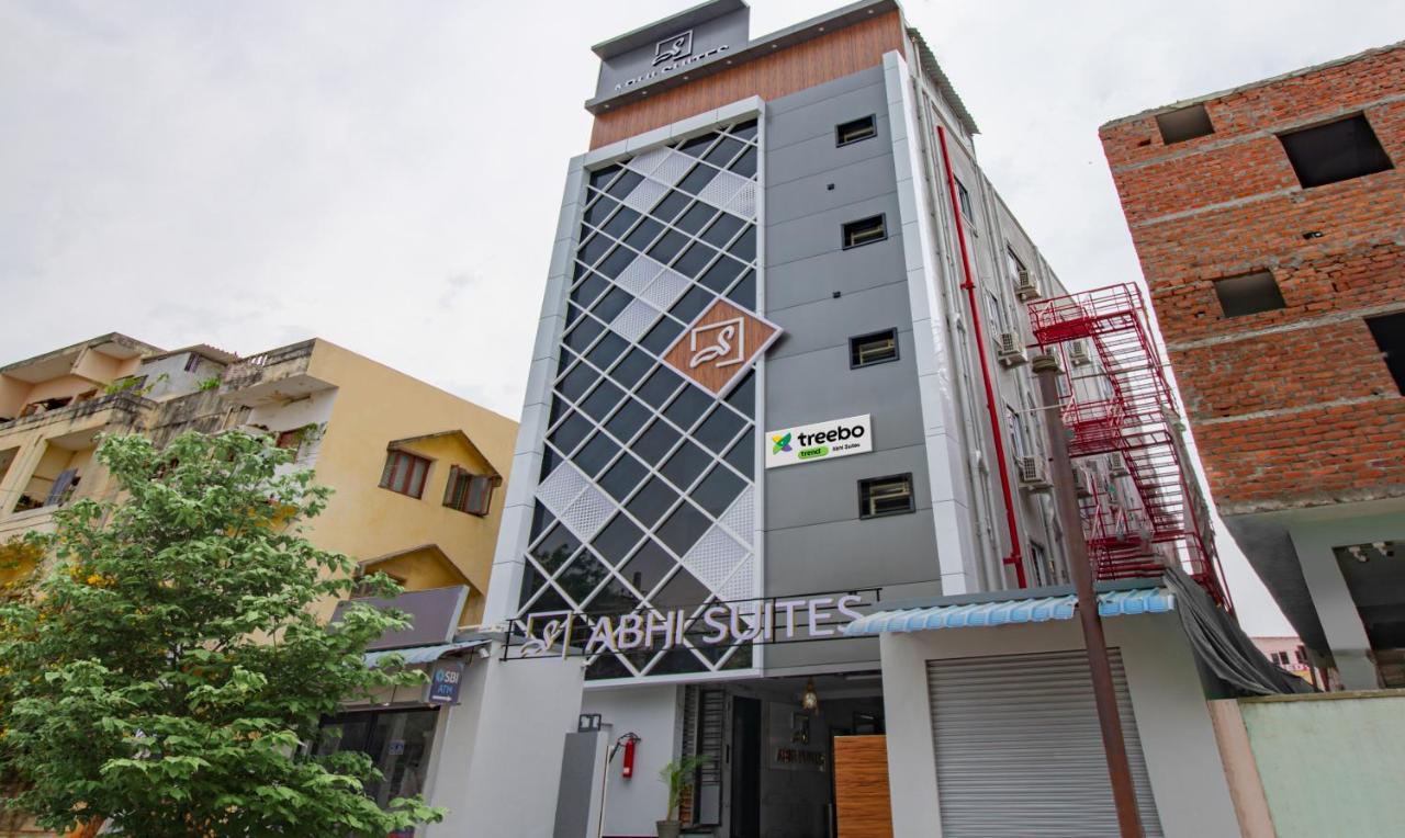 Treebo Abhi Suites, 400 Mts From Guntur Junction Esterno foto